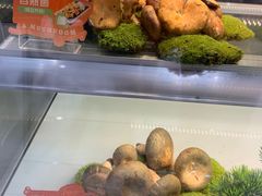 -一朵菌·野生菌探索家火锅(南亚店)