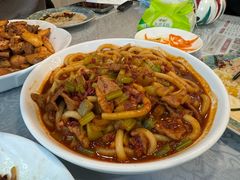 -汗腾格里·风味餐厅(新疆驻京办店)