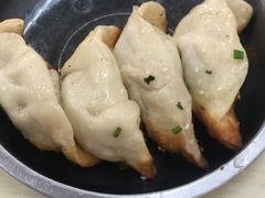 -黄阿姨锅贴大王(万航渡路店)