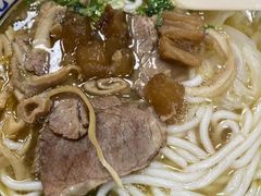 -鑫花溪牛肉米粉(凤凰街创始总店)