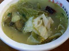 -周鱼小馆石锅酸菜鱼(活力汇店)