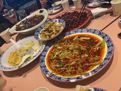-杨记隆府重庆江湖菜(大悦城店)