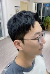 -15C7 男士理发馆 烫染专业店