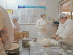 -小六汤包·老字号·中华名小吃(兴庆路店)