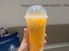 -喜茶(迪士尼小镇·平行宇宙店)