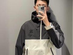 -南京商厦