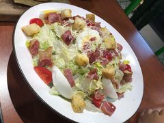 经典凯撒沙拉-魏斯理汉堡(西安沣东吾悦店)