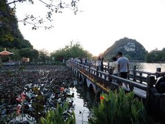 -星湖旅游景区七星岩