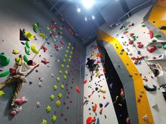 -CLIFFS颗粒攀岩(萧山众安店)