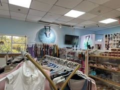 -上海路易十四芭蕾良品舞蹈用品店(美丽华商务中心店)