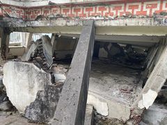 -四川汶川特大地震漩口中学遗址