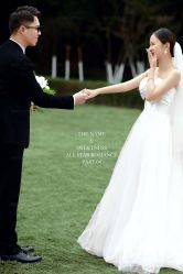 -黑马婚纱摄影