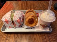 -FATBURGER 特富客汉堡(外交公寓店)