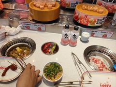 -龍歌自助小火锅(市北CBD万达店)