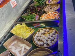 -爱有声毛肚串串火锅自助(龙之梦大都汇店)