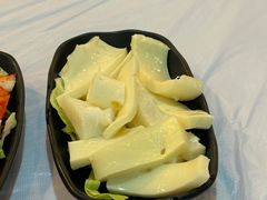 -鲜入围煮花胶鸡海鲜火锅