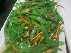 五彩花菇荷兰豆-云海肴·汽锅鸡·云南菜(高德置地店)