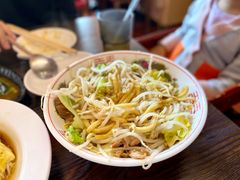 豆芽-拉面莊夢語＆中华料理八椿