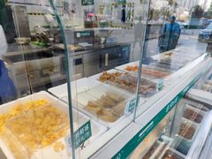 面包甜点陈列柜-紫光园清真北京小吃(广渠门内店)