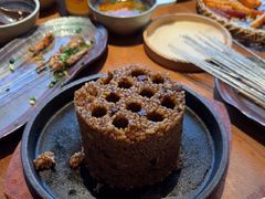 -包整·丝娃娃(一览甲秀楼风景店)