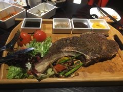 -HIHE Bistro·Oyster Bar(华熙live店)