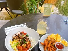 -théATRE茶聚场·餐厅(环球金融中心店)