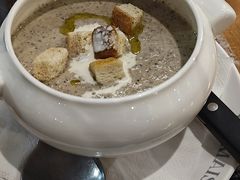 蘑菇汤-LA MAISON公鸡和龙(蛇口店)