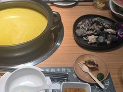 -一朵菌·野生菌探索家火锅(南亚店)