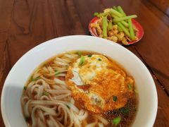 -矮子粉店1985·长沙米粉(湘春路店)