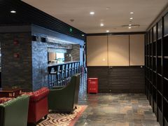 -上海锦江汤臣洲际大酒店柒酒廊