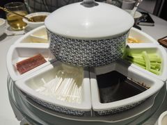 -羲和雅苑•北京烤鸭(国贸商城店)