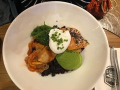 生三文鱼拌饭-Moka Bros 摩卡站(西单大悦城店)