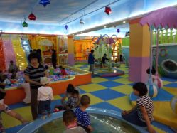 -堂堂乐儿童乐园(阳光100欧特福店)