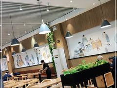 大堂-三好食堂(煎饺·馄饨·肉饼米线·盛世广场店)