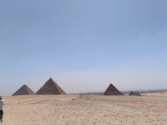 -吉萨金字塔群