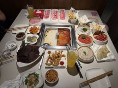-海底捞火锅鲜切牛肉主题店(长寿路店)