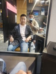 -MOVAN  HAIR莫凡匠人发型屋
