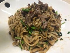 -华威达牛庄(黄埔大道西店)