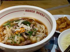 -呷佬·长沙手工米粉(金沙江路店)