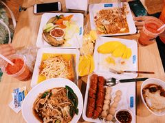 -Pier 21 (Terminal 21 Asok)