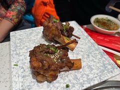 -三人行骨头王火锅(长寿店)