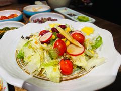 -明洞阿姨·韩式酱蟹烤肉·创意料理(三元桥店)