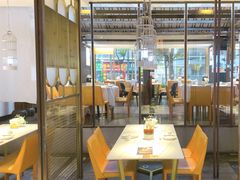 -阿瓦山寨·湘菜现炒·剁椒鱼头王(咸阳总店)