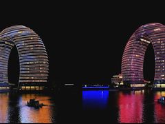 -湖州太湖旅游度假区-月亮广场