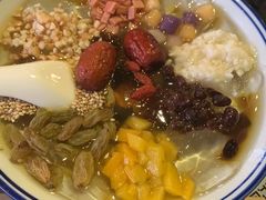 -佬土鹅肠火锅(中建大观店)