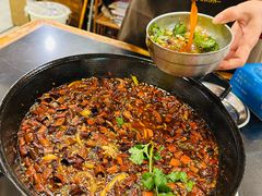 -鸿顺老铁锅美蛙鱼府(解放碑店)