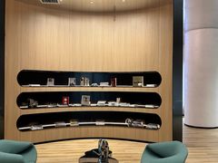 -涨巢·潮玩水疗局