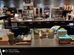 -星巴克臻选(南京金茂览秀城店)