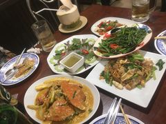 -Dang restaurant (patong phuket)
