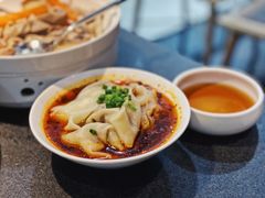 春熙路龙抄手-赠李白·如诗的川味(余杭万达广场店)